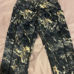 CVG capri leggings